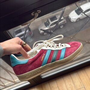 Adidas Gazelle Women's Shoes - Maroon and Teal